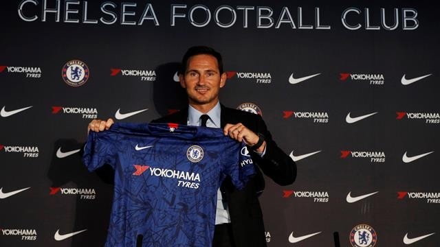 New Chelsea manager Frank Lampard holds up a shirt during the press conference  - Chelsea Press Conference with Frank Lampard - Stamford Bridge, London, Britain - July 4, 2019. (Photo: Action Images via Reuters)