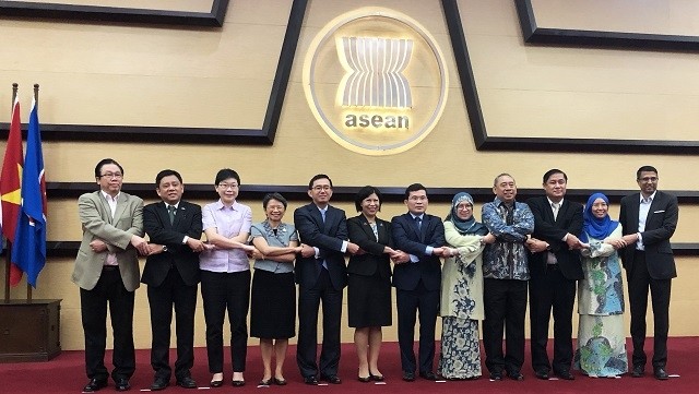 ASEAN and New Zealand Ambassadors at the meeting (Photo courtesy to the Vietnamese delegation to ASEAN)