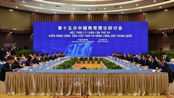 The theoretical workshop between the Vietnamese and Chinese Communist Parties (Photo: VNA)