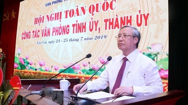 Tran Quoc Vuong, Politburo member and permanent member of the Party Central Committee’s Secretariat, speaks at the conference. (Photo: VNA)