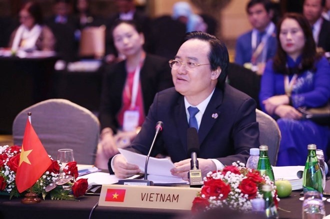 Vietnamese Minister of Education and Training Phung Xuan Nha (Photo: VNA)
