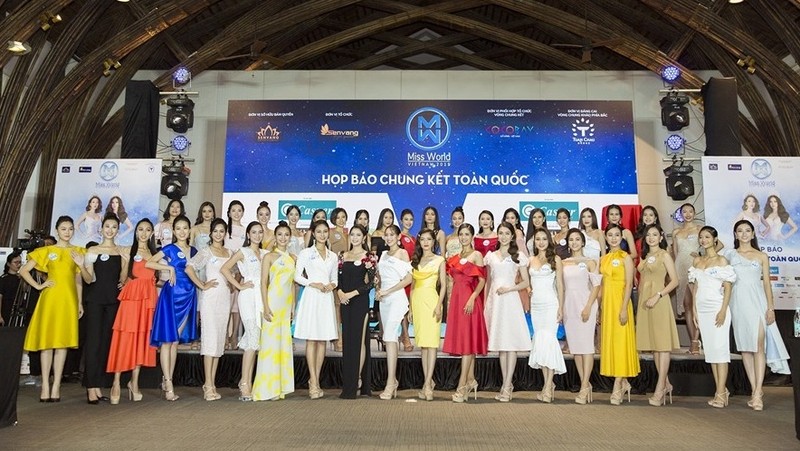 The top 39 candidates of the Miss World Vietnam beauty contest (Photo: Lao Dong)