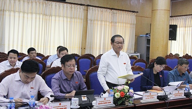 NA Vice Chairman Do Ba Ty speaks at the working session. (Photo: daibieunhandan.vn)