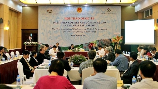 The seminar on growing Vietnamese ginseng in Lam Dong. 