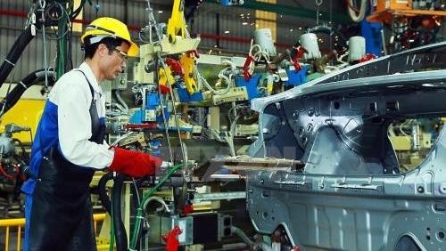 Vietnam is on track to this year keep up the GDP growth rate of over 6% that it has maintained since 2000, according to the Australian Financial Review. (Photo: VNA)