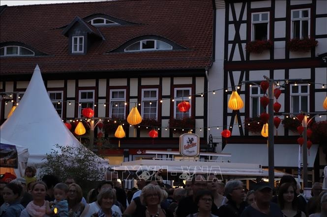 Hoi An Lantern Festival lights up German town (Photo: VNA)