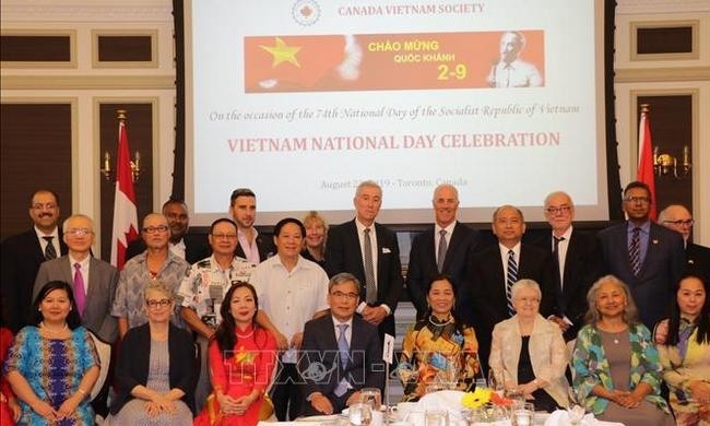 At the ceremony marking the 74th anniversary of Vietnam's National Day in Toronto, Canada (Photo: VNA)
