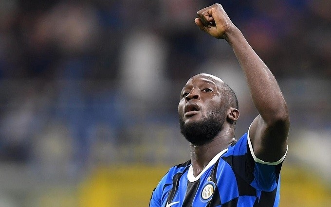 Romelu Lukaku gets on the scoresheet on his Inter debut on Monday. (Reuters)