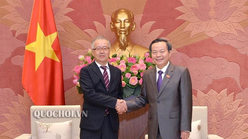 NA Vice Chairman Phung Quoc Hien and JICA Vice President Yasushi Tanaka (Photo: Quochoi.vn)