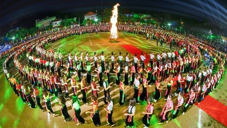 A mass performance of a Xoe folk dance will be held in Yen Bai Province on September 20. (Illustrative image/VOV)