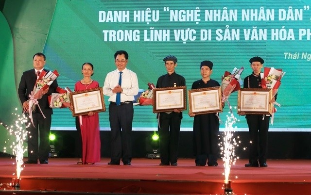 People's and Meritorious Artisans honoured at the ceremony