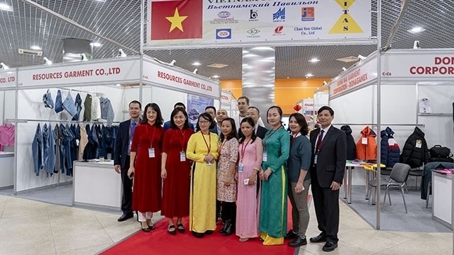The Vietnamese delegation at Textillegprom 2019