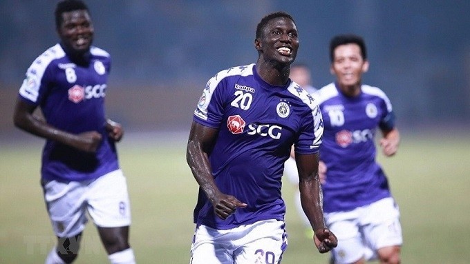 Hanoi FC striker Pape Omar Faye is currently leading the "Golden Boot" race with 14 goals.