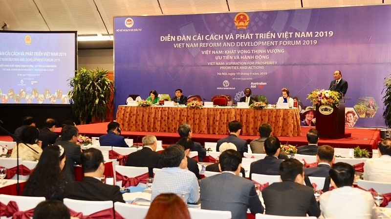 Prime Minister Nguyen Xuan Phuc speaking at the Vietnam Reform and Development Forum (Photo: Tran Hai)