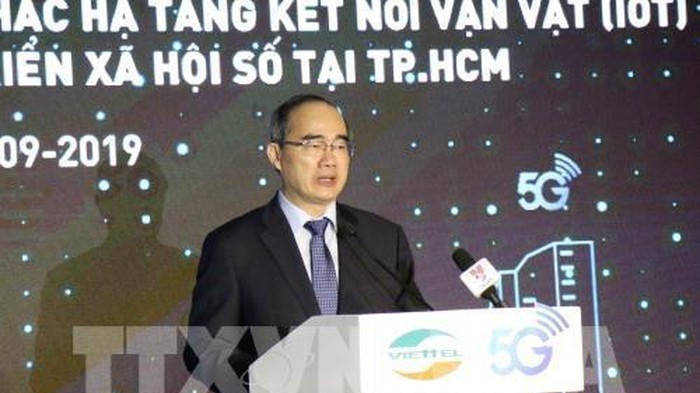 Secretary of the municipal Party Committee Nguyen Thien Nhan speaking at the ceremony. (Photo: VNA)
