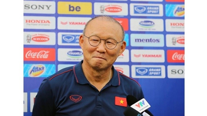 Coach Park Hang-seo during a press interview before the afternoon training session of the national senior and U22 teams on September 26, 2019. (Photo: Vietnam Football Federation)