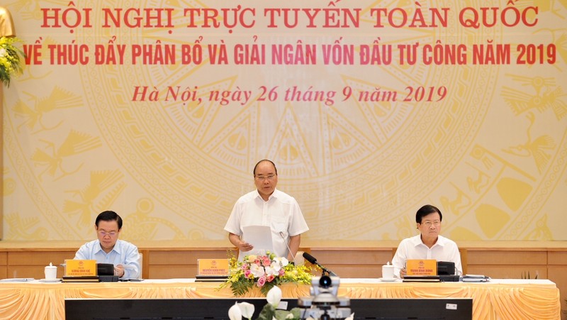 Prime Minister Nguyen Xuan Phuc speaking at the conference (Photo: Tran Hai)