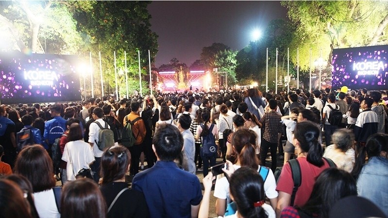 The event attracts a large number of visitors.