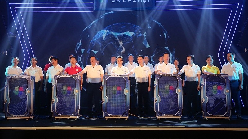 The launching ceremony of the Vietnamese mapping service Vmap (Photo: VGP)