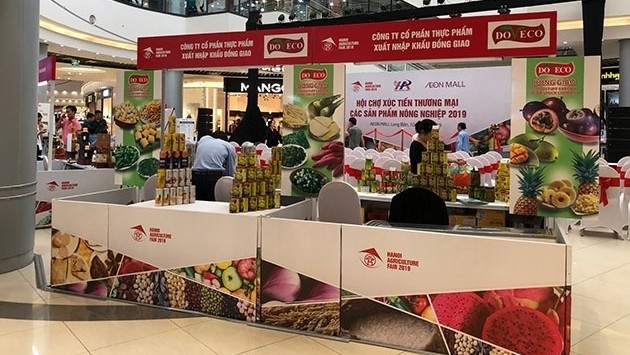 Vietnamese agricultural products showcased at the AEON Mall Long Bien. (Photo: NDO)