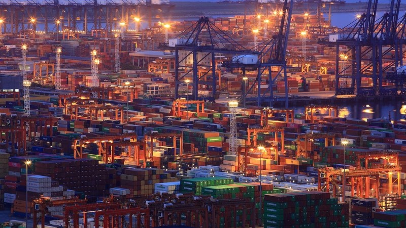 Containers are seen at Yantian port in Shenzhen, Guangdong province, China July 4, 2019. (Photo: Reuters)