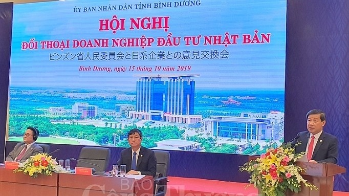Chairman of Binh Duong provincial People’s Committee Tran Thanh Liem speaking at the meeting. (Photo: congthuong.vn)