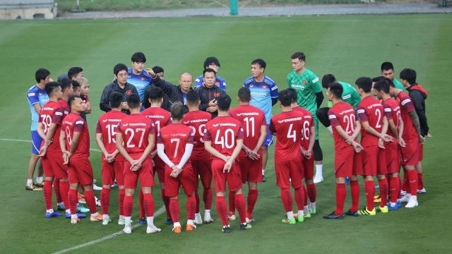 Coach Park Hang-seo and his players have about 10 days remaining to prepare for the encounter with the UAE. (Photo: Vietnam Football Federation)