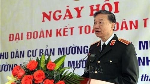 Politburo member and Minister of Public Security, General To Lam speaks at the event. (Photo: VGP)