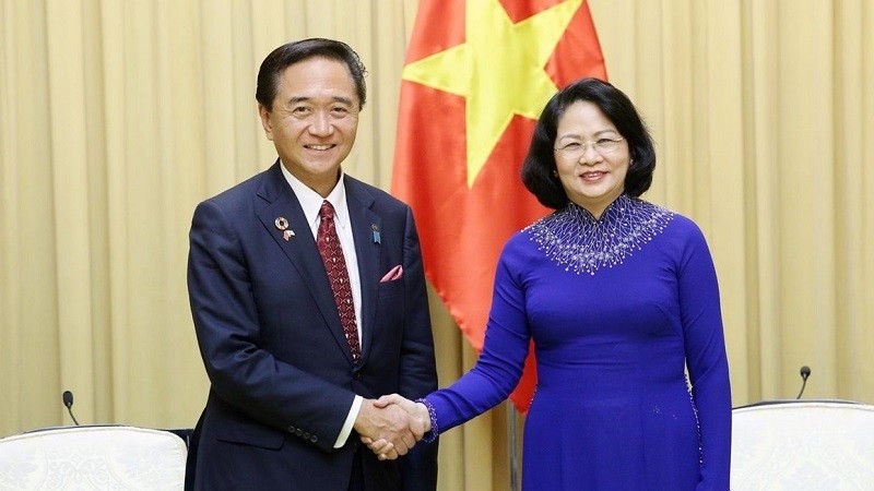 Vice President Dang Thi Ngoc Thinh and Kanagawa Governor Kuroiwa Yuji (Photo: VNA)