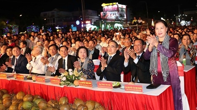 Chairwoman of the National Assembly Nguyen Thi Kim Ngan attends the festival. (Credit: VOV)