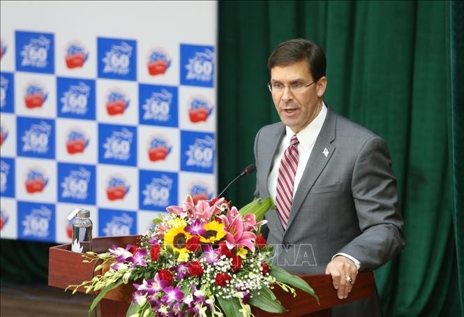 US Secretary of Defence Mark Esper delivers a speech at the Diplomatic Academy of Vietnam. (Photo: VNA)