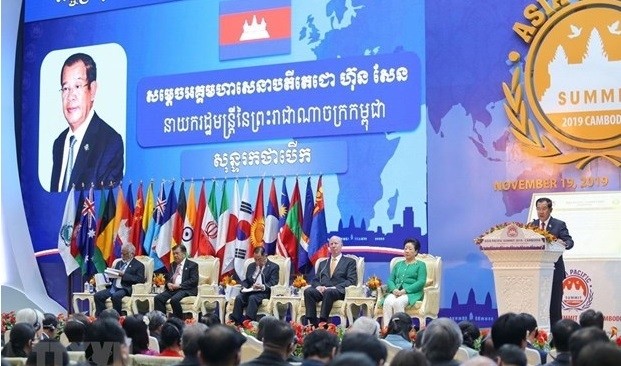 PM Hun Sen speaks at the opening ceremony (Photo: VNA)