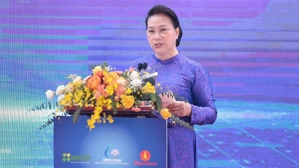 Chairwoman of the National Assembly Nguyen Thi Kim Ngan speaking at the Hoa Lac Hi-tech Park.