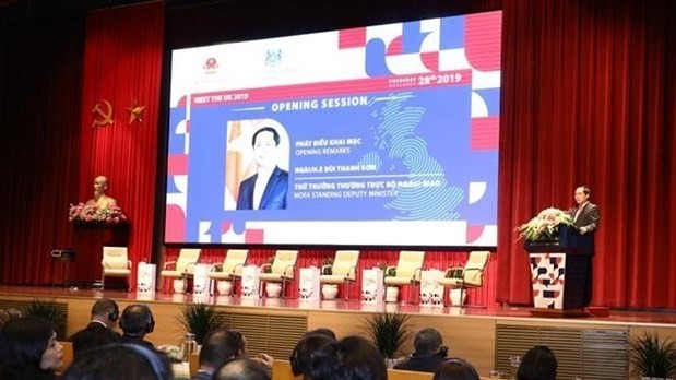 Permanent Deputy Foreign Minister Bui Thanh Son speaks at the event (Photo: VNA)