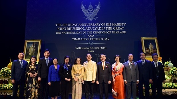 At the celebration to mark the 92nd anniversary of Thai National Day and commemorate the birthday of the late King Bhumibol Adulyadej (Photo: baoquocte.vn)