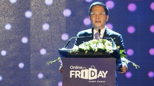 Minister of Industry and Trade Tran Tuan Anh speaking at the event (Photo: laodong.vn)