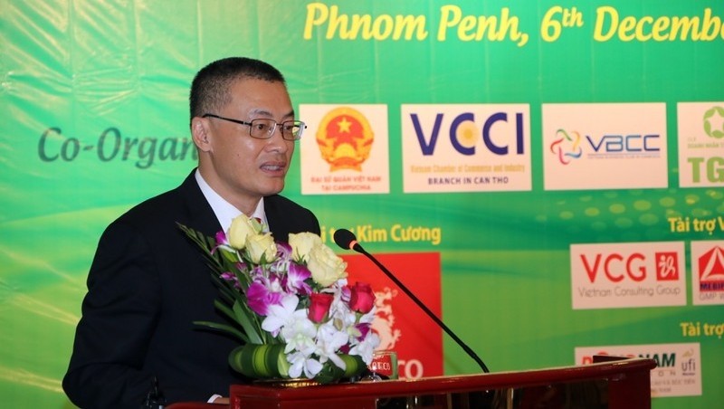 Vietnamese Ambassador to Cambodia, Vu Quang Minh speaking at the forum. (Photo: VOV)