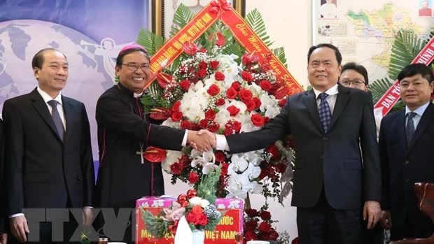 VFF President Tran Thanh Man extended Christmas greetings to Christian dignitaries and followers at the bishopric of Buon Ma Thuat city. (Photo: VNA)