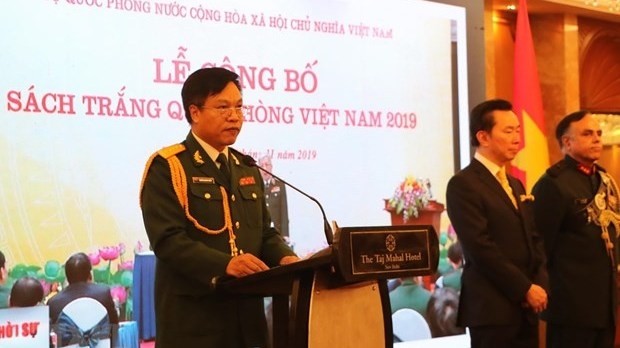 Vietnamese Defence Attaché in India Colonel Nguyen Quang Chien speaks at the ceremony in New Delhi. (Source: VNA)