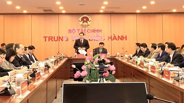 Deputy PM Vuong Dinh Hue speaking at the teleconference (Photo: VGP)