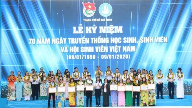 At the ceremony to mark the 70th anniversary of Traditional Day of Vietnamese students and the Vietnam Students' Association (VSA) (January 9, 1950-2020) in Ho Chi Minh City