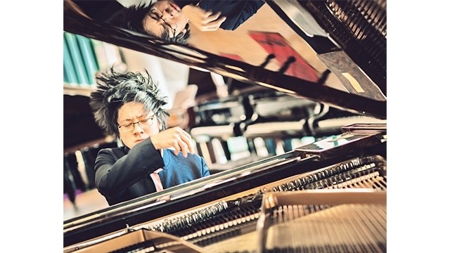 Pianist Luu Hong Quang