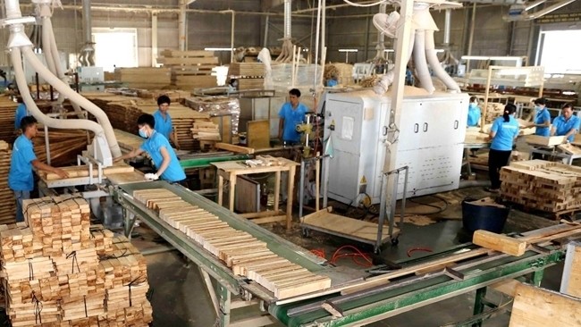 Vietnam's timber industry set an export target of US$12 billion in 2020. 