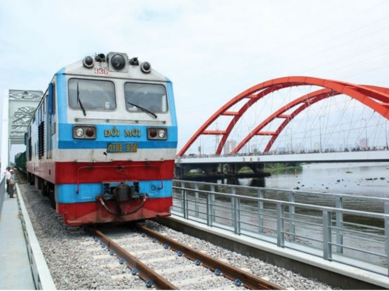 The four railway projects which have a total investment capital of VND7 trillion (US$300.4 million) are scheduled to be completed in 2021. (Illustrative image)