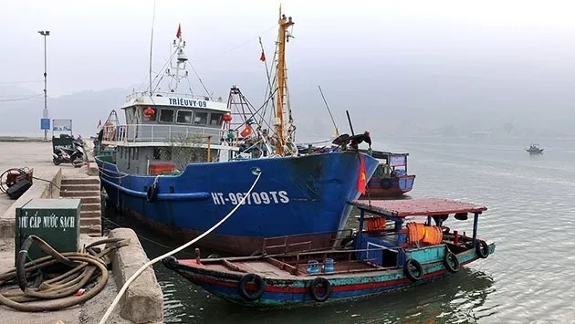 NDO – Many fishing vessels owned by fishermen in the central province of Ha Tinh have headed to sea to resume fishing after the Tet (Lunar New Year) holiday. 