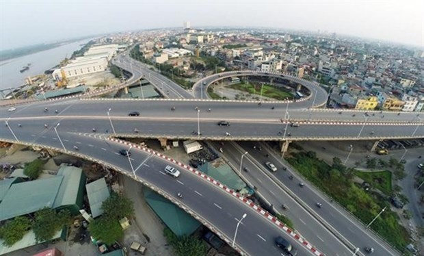 An overview of Vinh Tuy Bridge 1. (Photo: news.zing.vn)