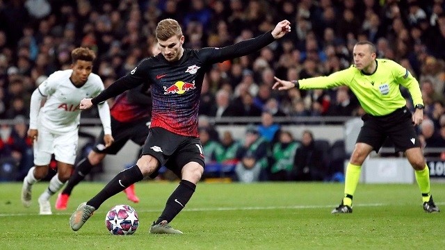 Soccer Football - Champions League - Round of 16 First Leg - Tottenham Hotspur v RB Leipzig - Tottenham Hotspur Stadium, London, Britain - February 19, 2020 RB Leipzig's Timo Werner scores their first goal from the penalty spot. (Photo: Action Images via Reuters)