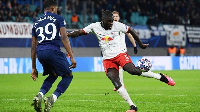 Soccer Football - Champions League - Round of 16 Second Leg - RB Leipzig v Tottenham Hotspur - Red Bull Arena, Leipzig, Germany - March 10, 2020  RB Leipzig's Dayot Upamecano in action with Tottenham Hotspur's Japhet Tanganga. (Photo: Reuters)