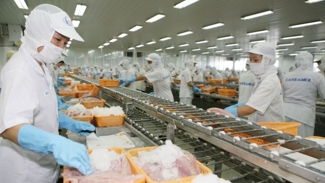 Vietnam's economic growth slows to 3.82% in the first quarter of 2020 due to the impact of the coronavirus outbreak.