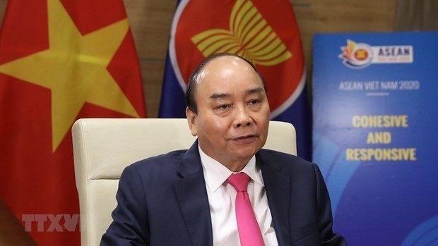 Prime Minister Nguyen Xuan Phuc grants an interview on the outcomes of  the Special ASEAN and ASEAN 3 Summits on Coronavirus Disease 2019 (COVID-19) (Photo: VNA)